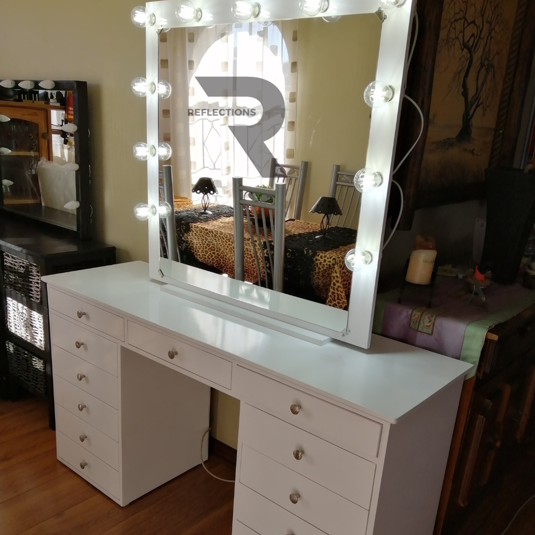 Queen Vanity Set (Solid top)