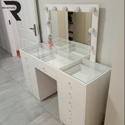 Queen Deluxe Glass top See-through