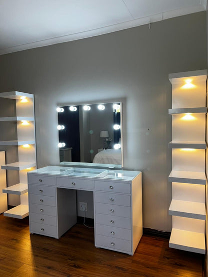 Floating Display Shelves (LED) – Shoes, Perfume & Accessories